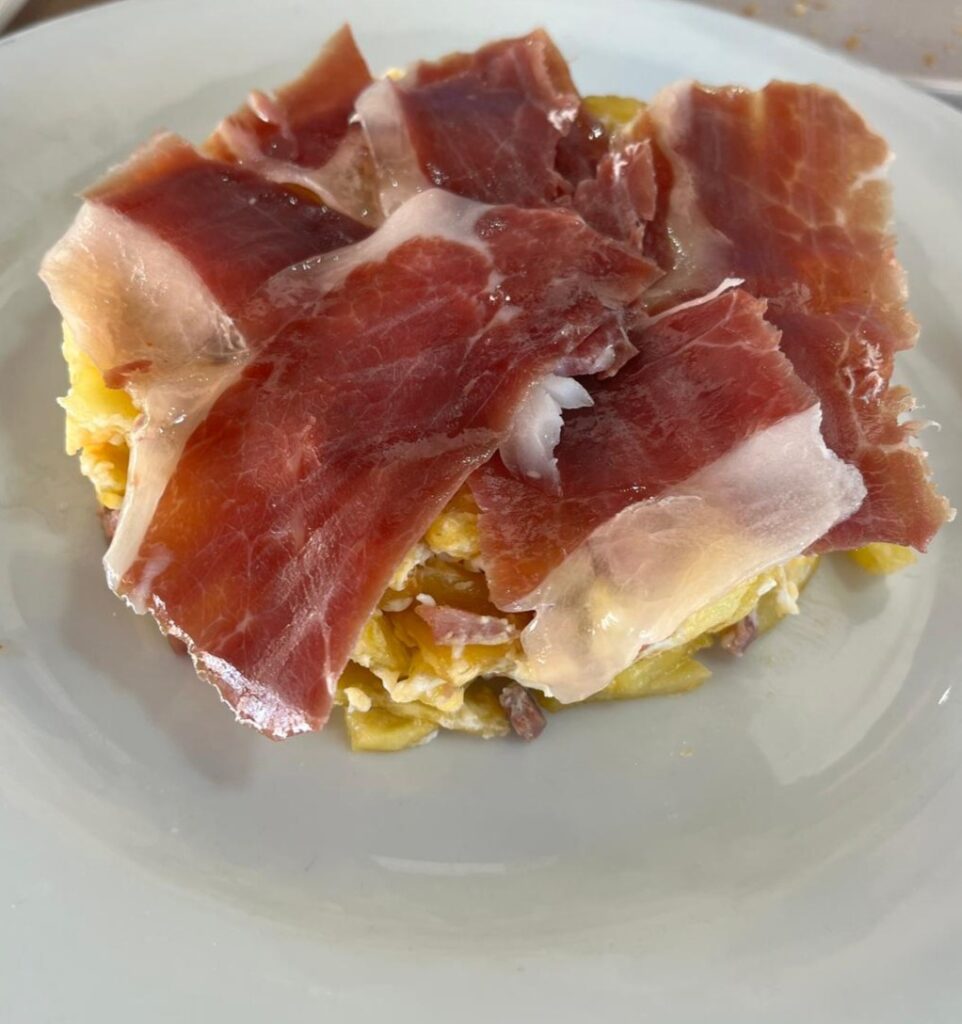 revuelto